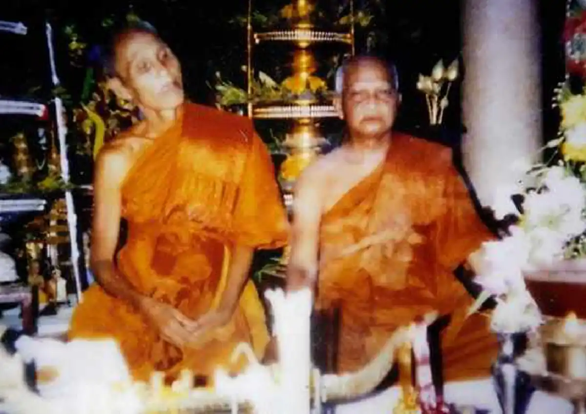 ไม่เชื่อก็ต้องเชื่อ!!! สืบจากพยานบุคคล อายุหลวงปู่สรวงมากกว่ามนุษย์ธรรมดา จากคำสัมภาษณ์หลวงพ่อสร้อย วัดเลียบฯ