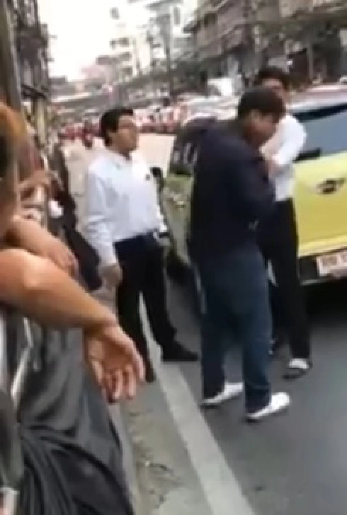 ซวยล้าวว !!! เพื่อน "น็อต #กราบรถ โร่พบตร.โดนแจ้งข้อหาร่วมกันทำร้ายผู้อื่น เจ้าตัวปฏิเสธทำผิดขอสู้คดีในศาล !?!