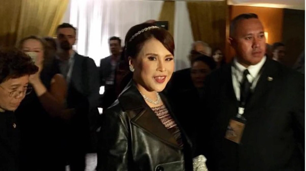  ทูลกระหม่อมฯ โพสต์คำสอนของพ่อ ในหลวงรัชกาลที่9 เมื่อครั้งเสีย คุณพุ่ม ว่าจงทำตัวให้เป็นประโยชน์จะช่วยทำให้ความโศกเศร้าจางเบาลง 