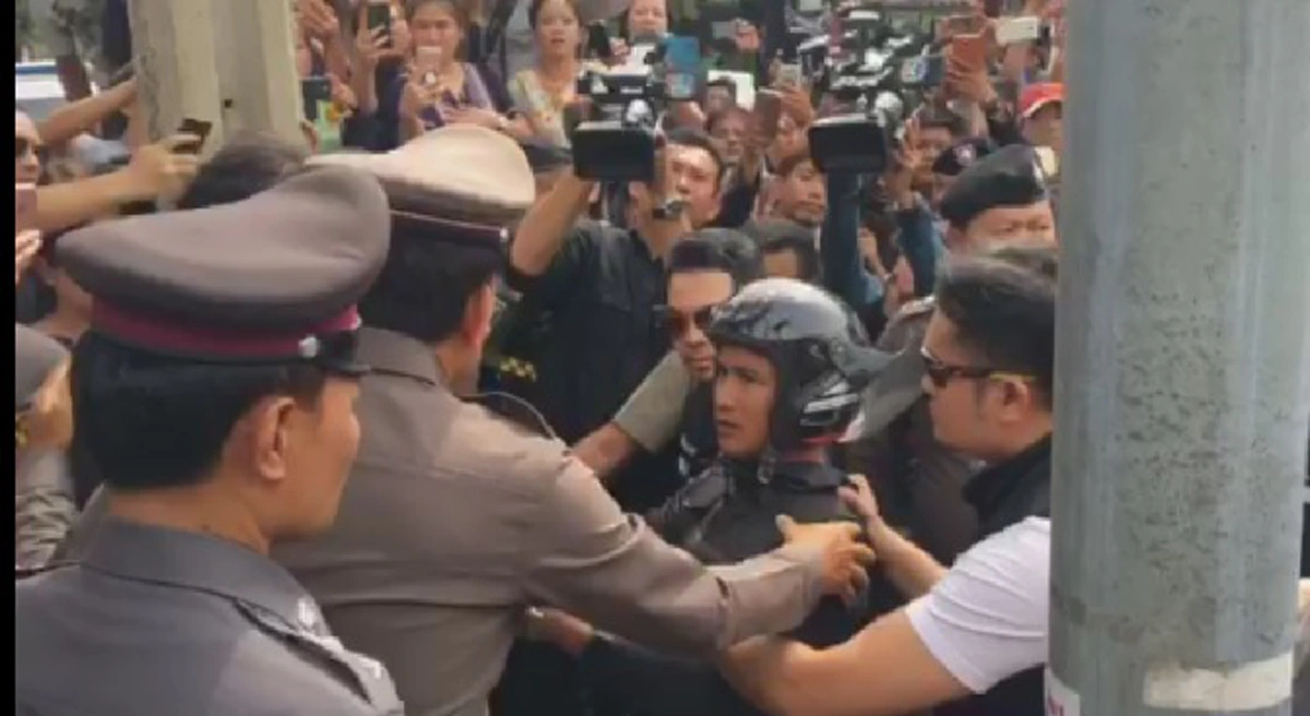 เดือดปรอทแตก !!! "เปิ้ล นาคร" ส่งตรงถึง "พล.อ.ประยุทธ์" เอาไงกับคนแบบนี้ดีครับท่าน ... ตั้งคำถามใครจะเป็นรายต่อไป (รายละเอียด)