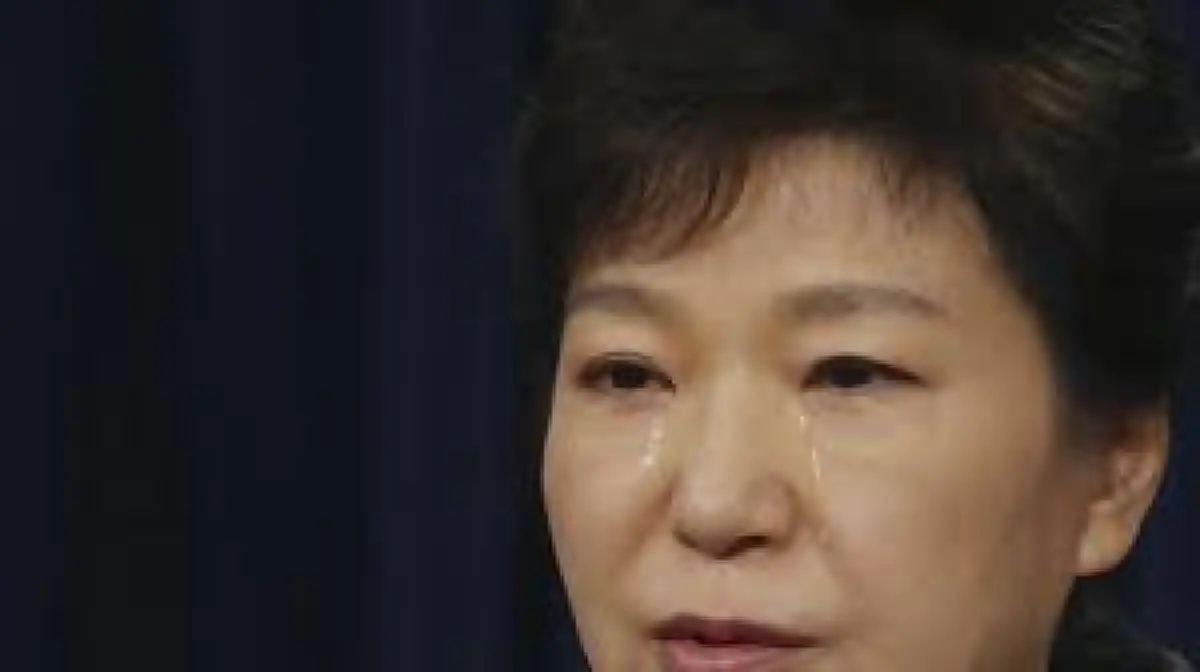 นักการเมืองไทยควรดูไว้เป็นแบบอย่าง !!!  ผู้นำเกาหลีใต้ แถลงขอโทษ น้ำตาอาบแก้ม จากเรื่องอื้อฉาวสั่นสะเทือนรัฐบาล หากมีความผิดพร้อมรับผิดชอบ