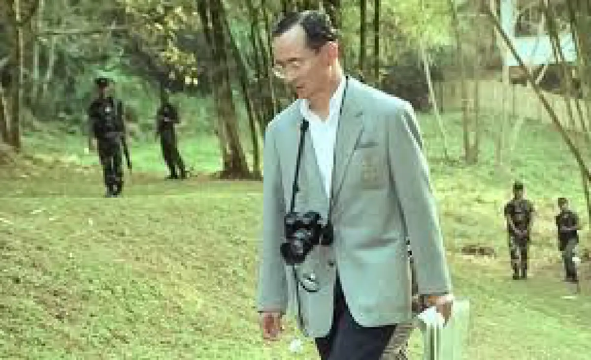 อ่านแล้วน้ำตาซึม!..."ฉันท้อไม่ได้"...กระแสรับสั่งพระบาทสมเด็จพระเจ้าอยู่หัว (ขอพระองค์ทรงพระเจริญยิ่งยืนนาน) 