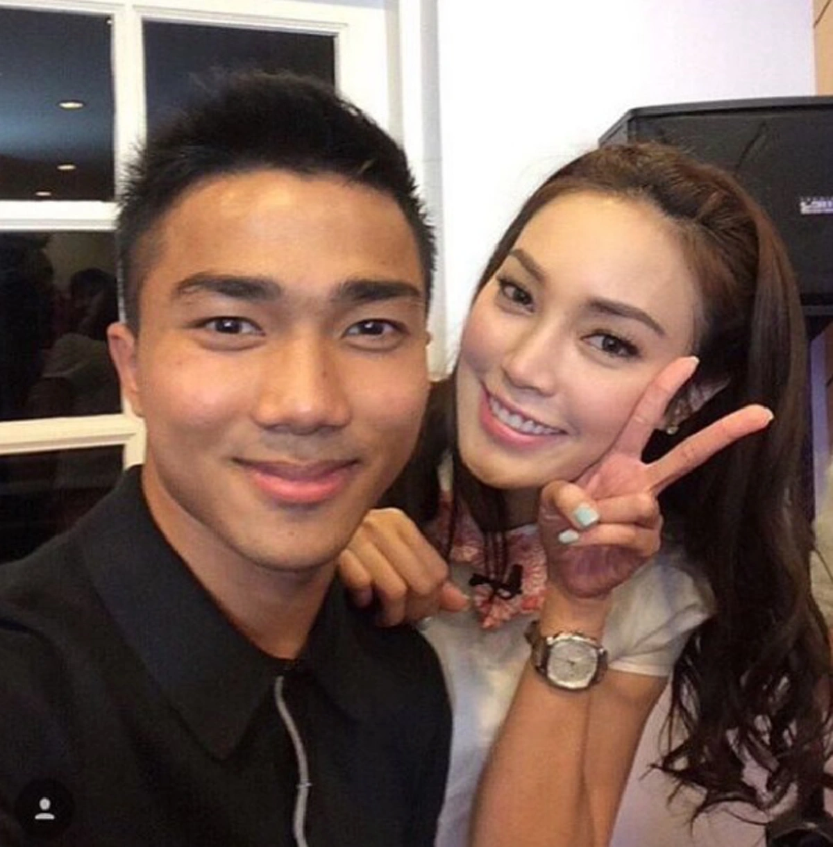 หวานน้ำตาลเรียกพี่!!! "เมย์-เจ" ไลฟ์สดคู่กันครั้งแรก ไม่แคร์ดราม่ากินอาหารข้างทาง แถมปล่อยมุขกันรัวๆ แบบนี้ไม่ให้ร๊ากได้ไง