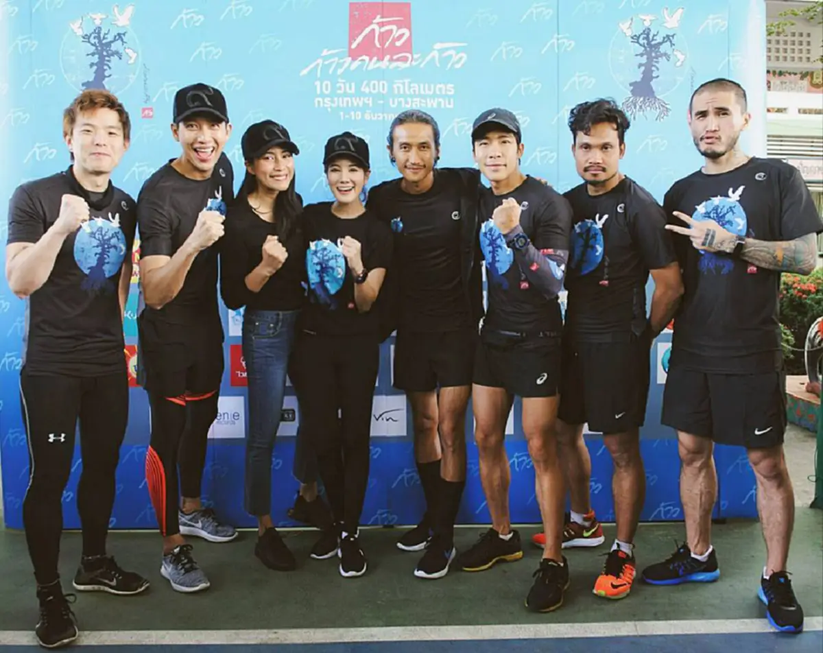 เก็บตกวินาที ภาพวันแรก จนวันสุดท้าย กับผู้ชายที่ชื่อ ตูน บอดี้สแลม (ภาพชุด) 