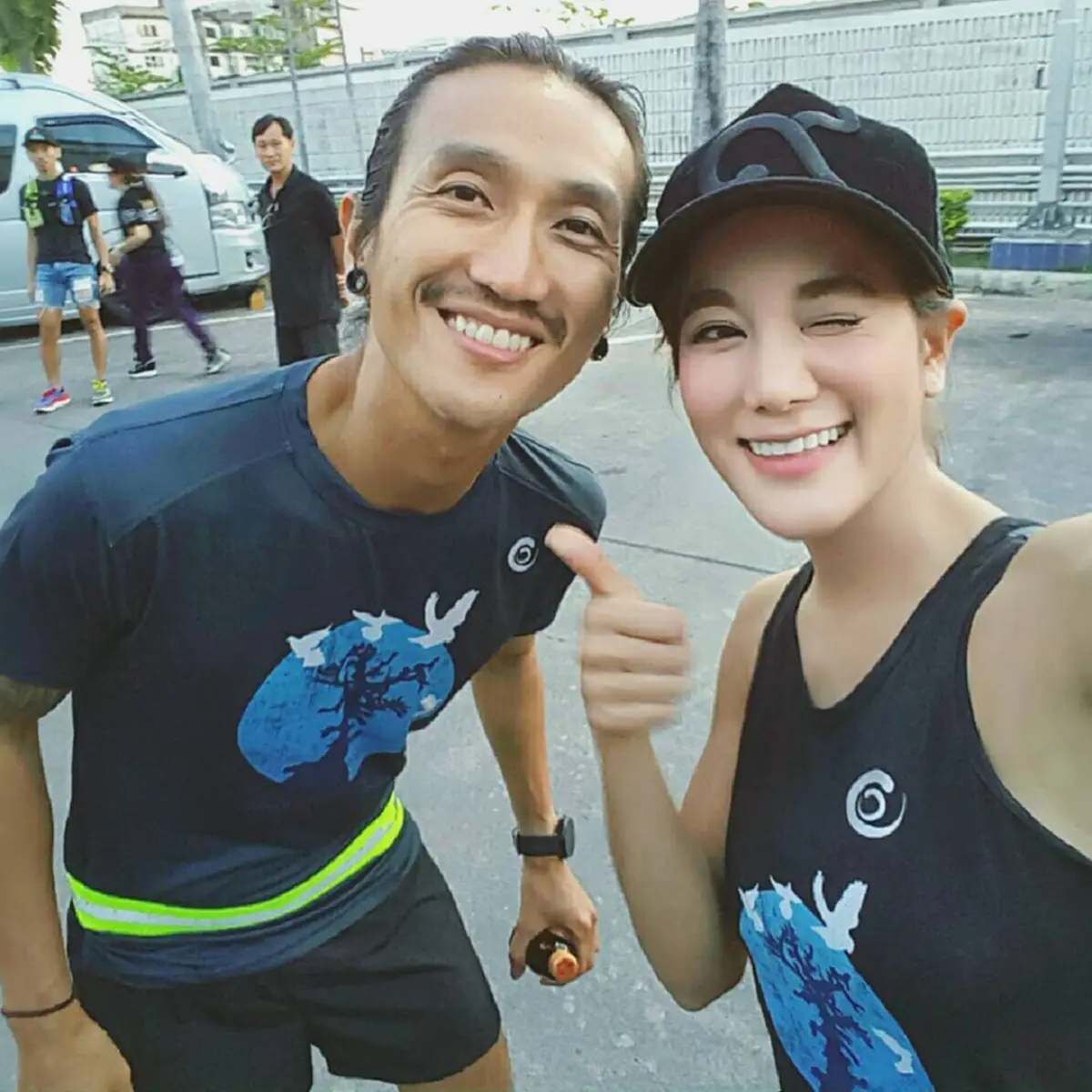 เก็บตกวินาที ภาพวันแรก จนวันสุดท้าย กับผู้ชายที่ชื่อ ตูน บอดี้สแลม (ภาพชุด) 