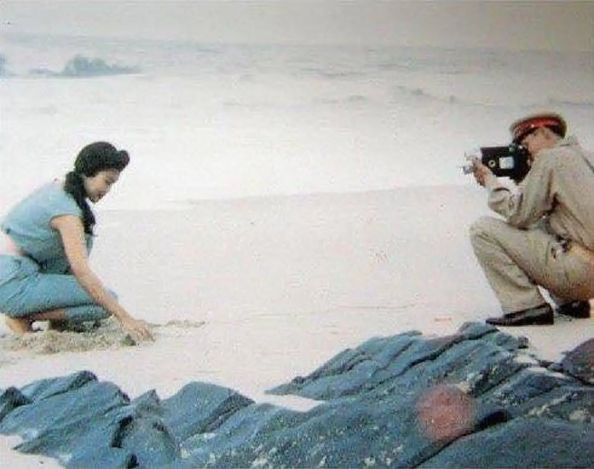 เราไม่เคยทิ้งรูปถ่ายของเธอแม้แต่สักภาพเดียว...คำพูดสุดซึ้งของพ่อหลวงเมื่อครั้งหนึ่งเคยทรงตรัสไว้ว่า เราชอบถ่ายภาพภรรยาด้วยตัวเราเอง(ชมภาพ)