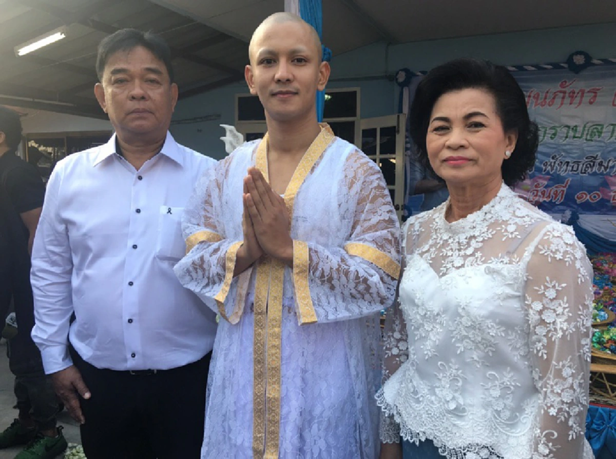 อนุโมทนาบุญจร้า!!! กัน นภัทร เข้าพิธีอุปสมบทแทนคุณพ่อ-แม่ ได้ฉายาธรรม อินฺทวํโส เพื่อนดาราแฟนคลับร่วม..สาธุๆๆ