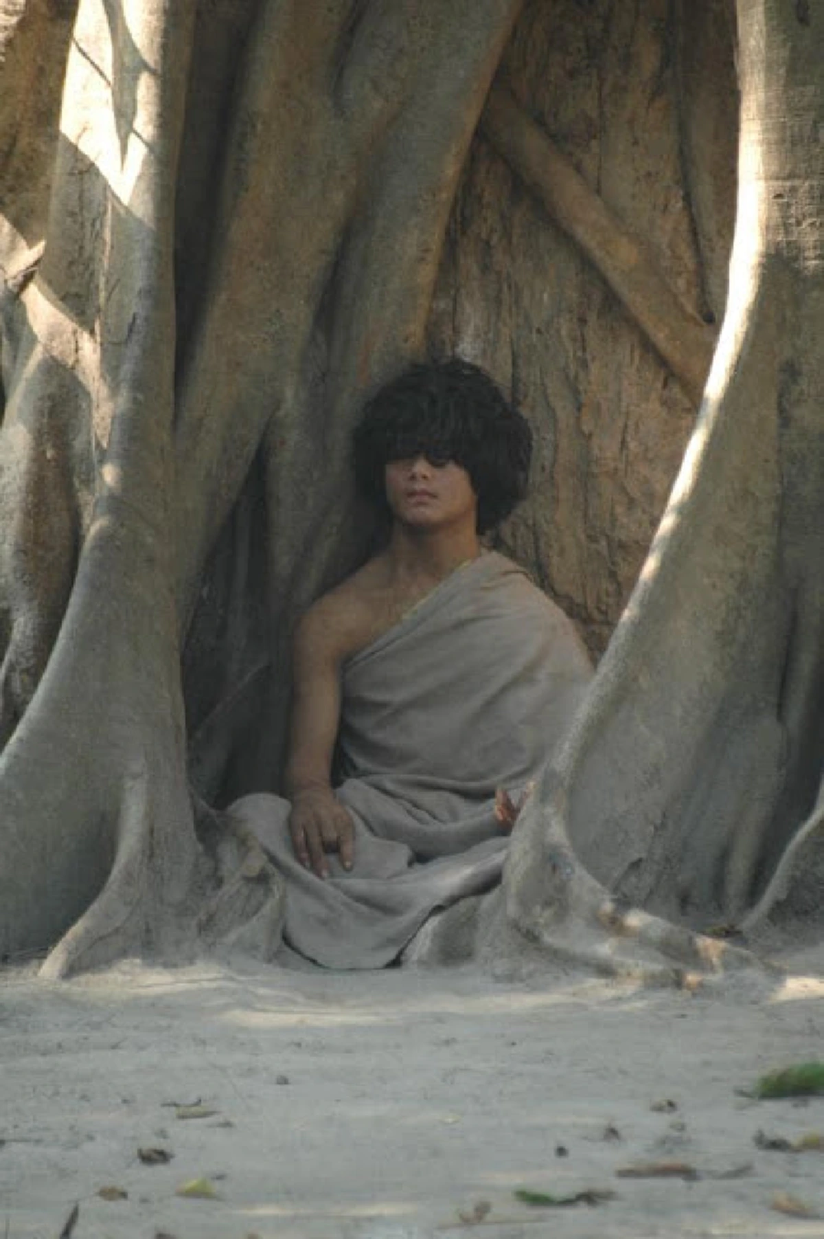 เส้นทางแห่งพระโพธิสัตว์...ลามะปาเดนโดรเจ  จากเด็กชายนั่งสมาธิ สู่ชายหนุ่มผู้ตั้งปาณิธานนำสันติมาสู่โลก