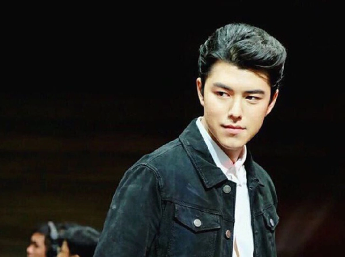 สมคำล้ำลือ !? ส่องหน้าตาของ "นาย ณภัทร" หนุ่มหล่อที่พกรอยยิ้มมาทำให้ "สาวทั้งหลาย" ใจละลาย(ชมภาพ)