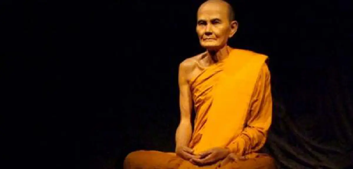 เพชรเม็ดงามแห่งพระศาสนา!! อะไรคือ "บุคลิกพิเศษ" ของหลวงปู่มั่น...ที่ทำให้ท่านกลายเป็น "สาวกที่สมบูรณ์แบบ" ของพระพุทธเจ้า?!!