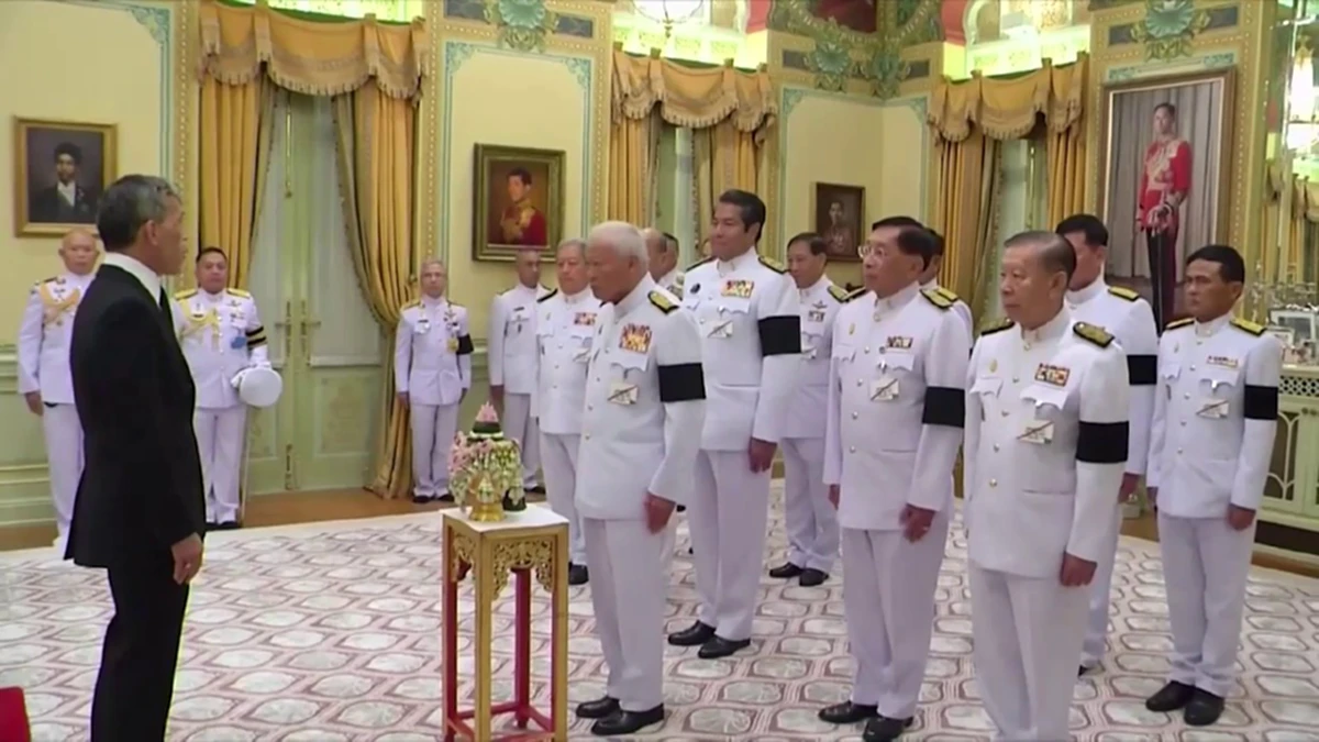 13 ม.ค. 2560  อีกหนึ่งวาระประวัติศาสตร์ชาติ .. สนช.น้อมถวายพะราชอำนาจพระมหากษัตริย์ทรงมีพระบรมราชวินิจฉัยแก้ไขรัฐธรมนูญแห่งราชอาณาจักรไทย