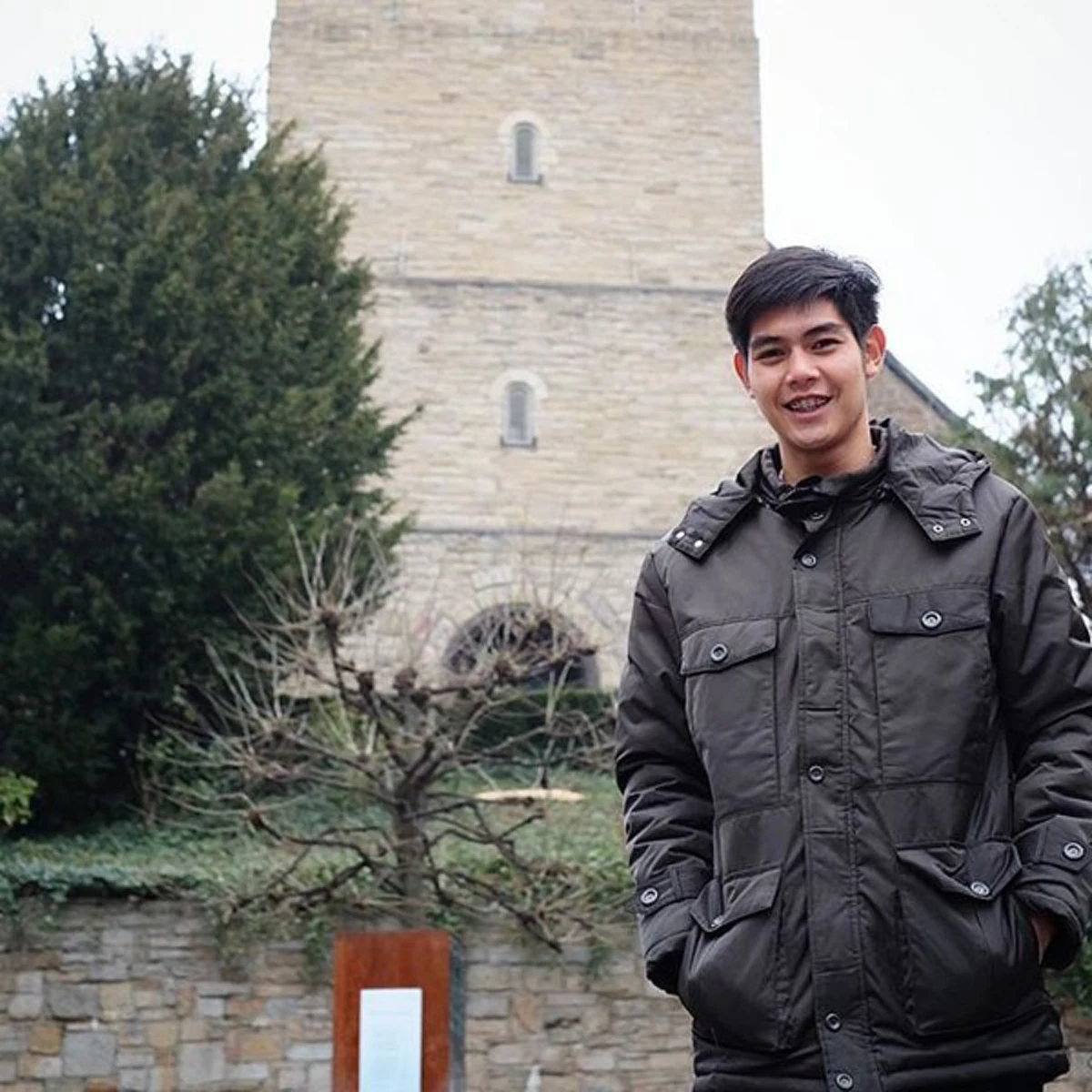 ด่วน! ล้มคาสนาม!!! นำตัว "ตะวัน" แฟน "เมย์ รัชนก" ส่งโรงพยาบาล (รายละเอียด)