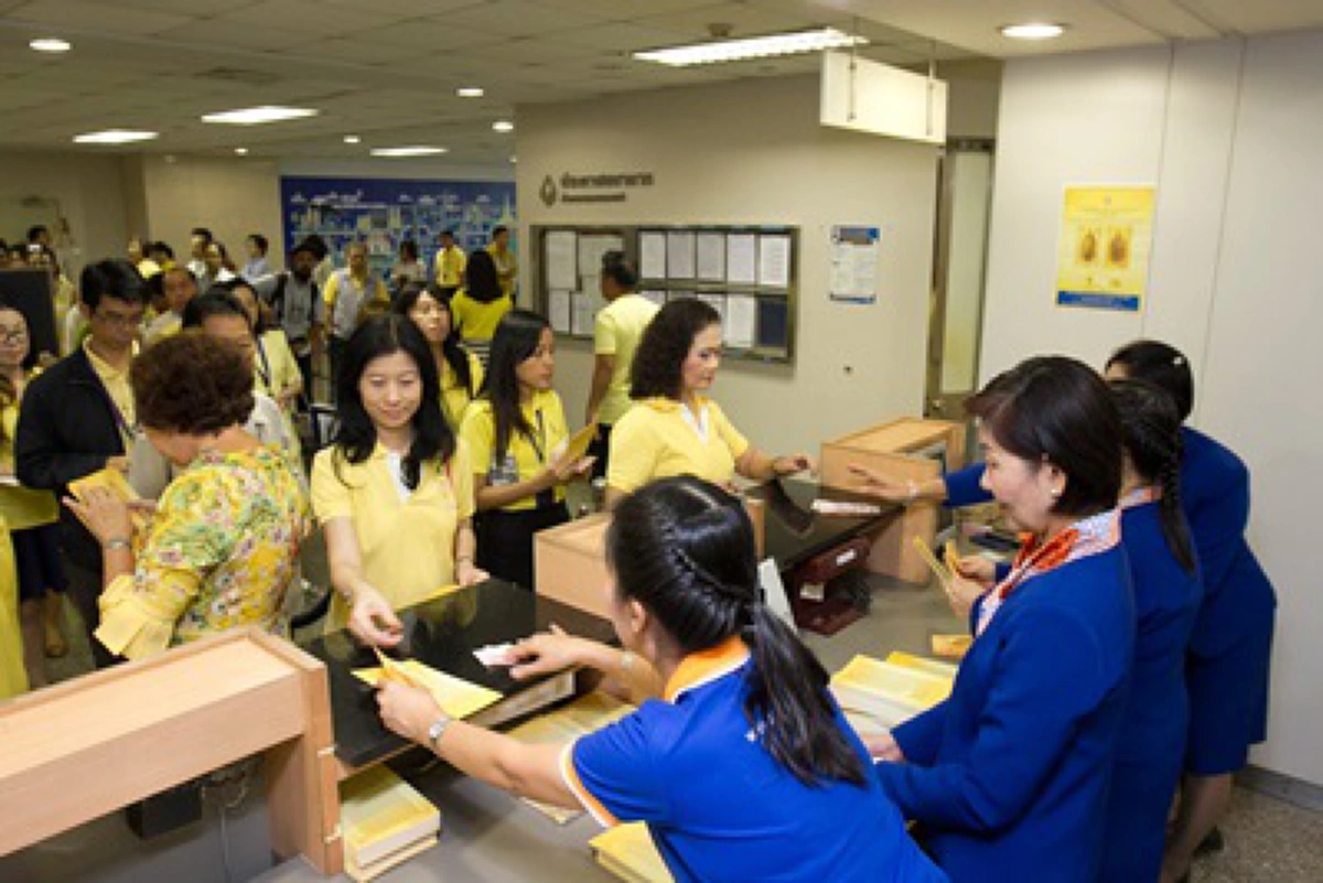 ทั่วถึงแน่!!!ธ.กรุงเทพเตรียมเปิดแลกซื้อธนบัตรฉลองสิริราชสมบัติ 70ปี รอบใหม่ 