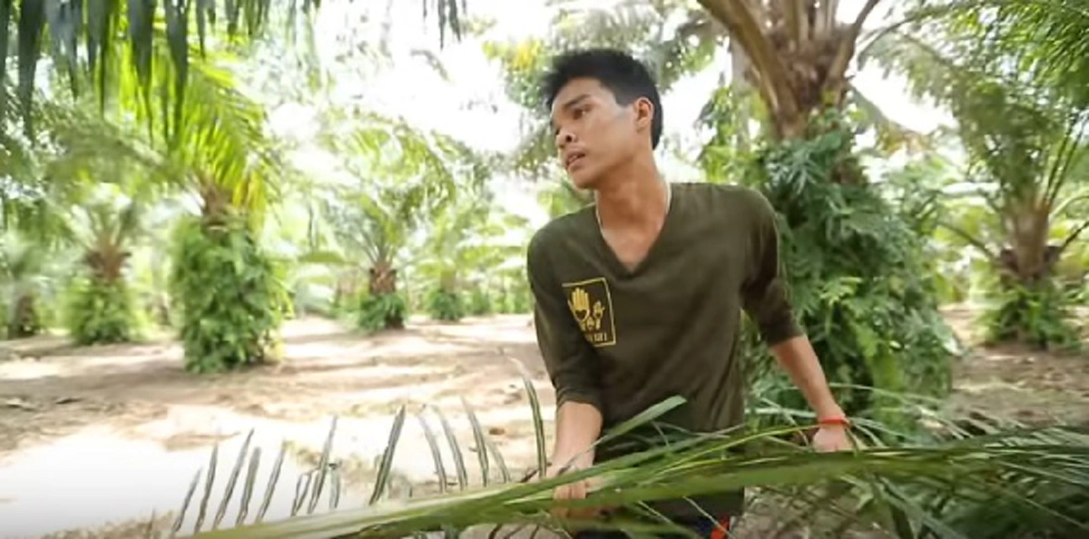 ชื่นชมหัวใจ!! "น้องหนุ่ม" เด็กม.6 สู้ชีวิตทำทุกอย่างเพื่อเป้าหมายเรียนมหาลัยหาเงินเลี้ยงครอบครัว รับเคยผิดหนักอนาคตเกือบจบสิ้นแต่วันนี้ไม่ขอพลาดซ้ำสอง!! (ชมคลิป)