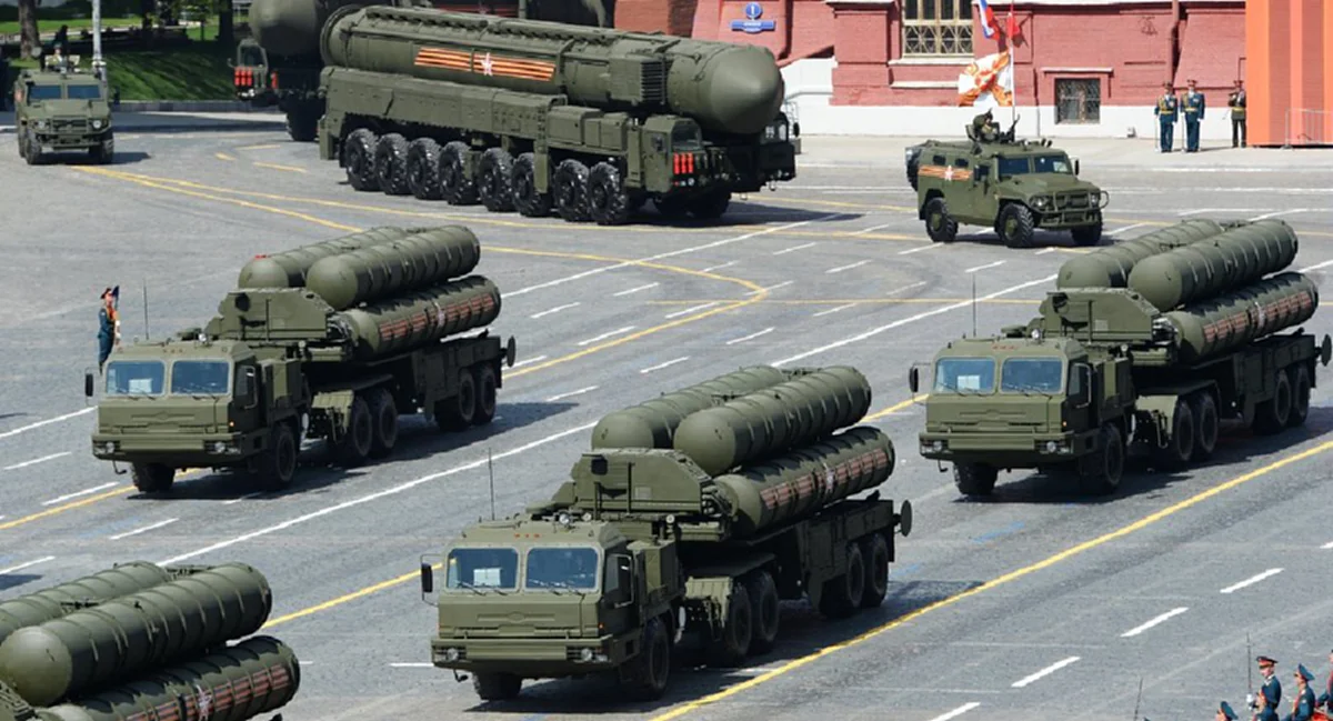 ใครจะเริ่มก่อนกัน!! "รัสเซีย" พร้อมแล้ว กับการรับมือ "นาโต" ติดตั้ง S-400 พร้อม "อิสกันเดอร์ " ประจำการจุดยุทธศาสตร์