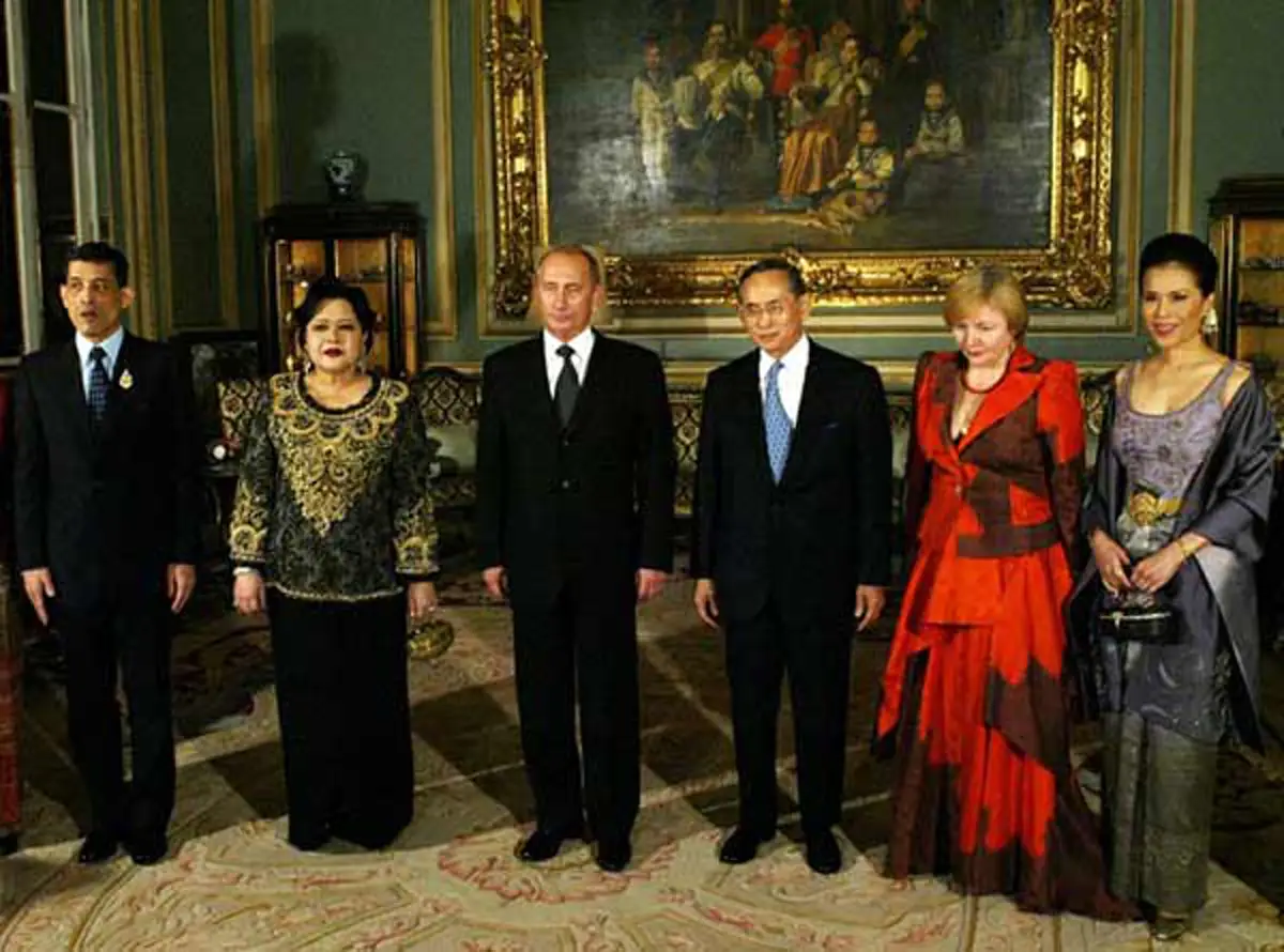 ผู้นำโลกยกย่อง!!! "ปูติน" เทิดทูน "ในหลวง ร.9" ทรงเป็นมหาราชที่ยิ่งใหญ่ ผู้ไม่เคยสู้รบกับใคร