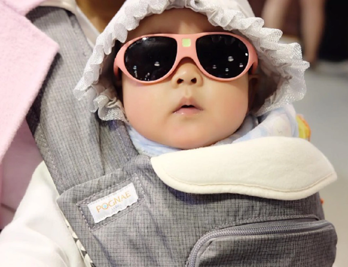 ลูกไม้หล่นใต้ต้น!!! 10 ลูกดาราขวัญใจประชาชน แห่งปี 2559 ที่ใครเห็นก็ต้องบอกเป็นเสียงเดียว...อุ๊ย น่าร้ากก!!!