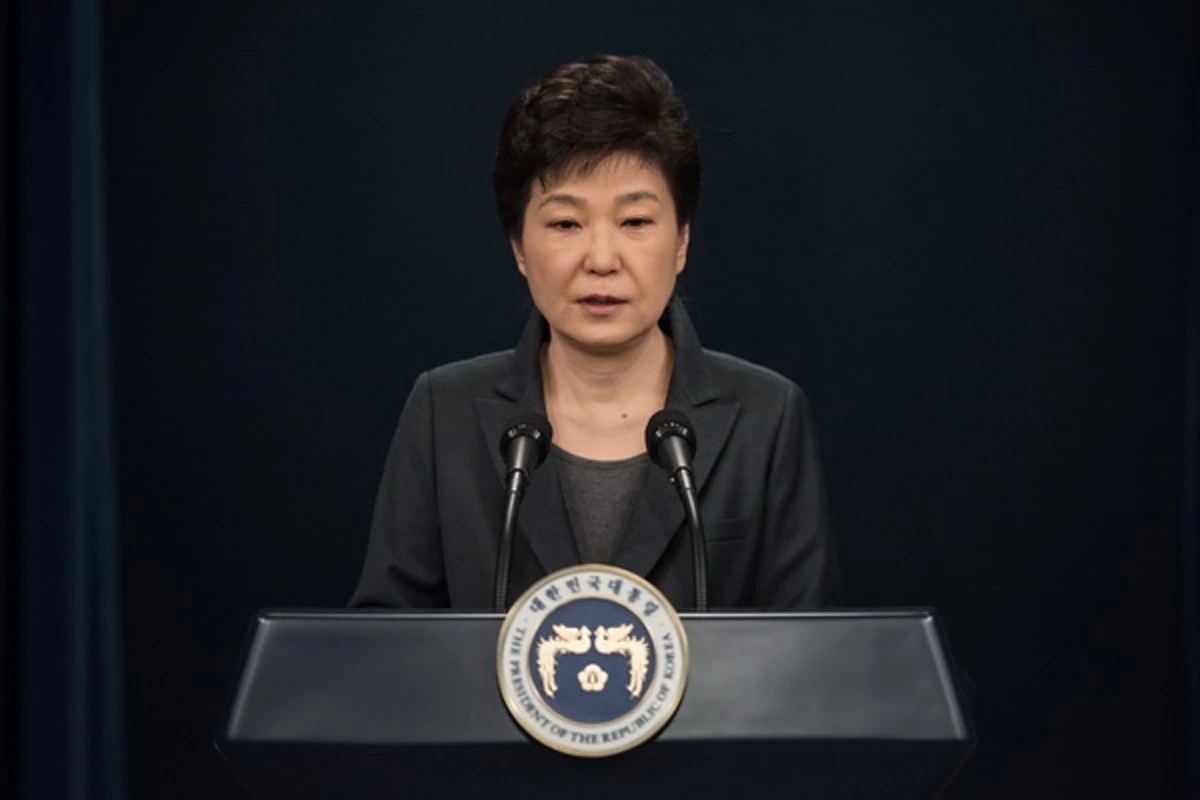 นักการเมืองไทยควรดูไว้เป็นแบบอย่าง !!!  ผู้นำเกาหลีใต้ แถลงขอโทษ น้ำตาอาบแก้ม จากเรื่องอื้อฉาวสั่นสะเทือนรัฐบาล หากมีความผิดพร้อมรับผิดชอบ