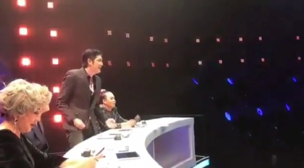 กระหน่ำไลค์!!! เมื่อ "หนุ่ม ศรราม เทพพิทักษ์" ร้องเพลงโชว์เสียงสดๆ กลางรายการ TheMaskSinger บอกเลยฟังแล้วคิดถึงวันวานกันเลยทีเดียว (คลิป)