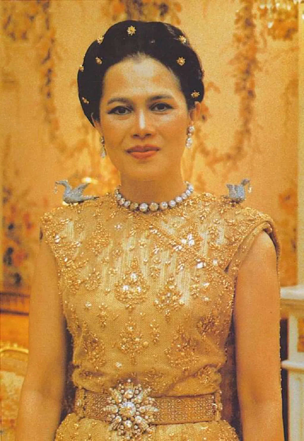 ที่สุดแห่งรัก!...ฉันยังเด็กมากและไม่เคยมีความรักมาก่อน และมันทำให้ฉันรู้สึกตื่นเต้นเหมือนกันพระราชดำรัสสมเด็จพระนางเจ้าฯ...