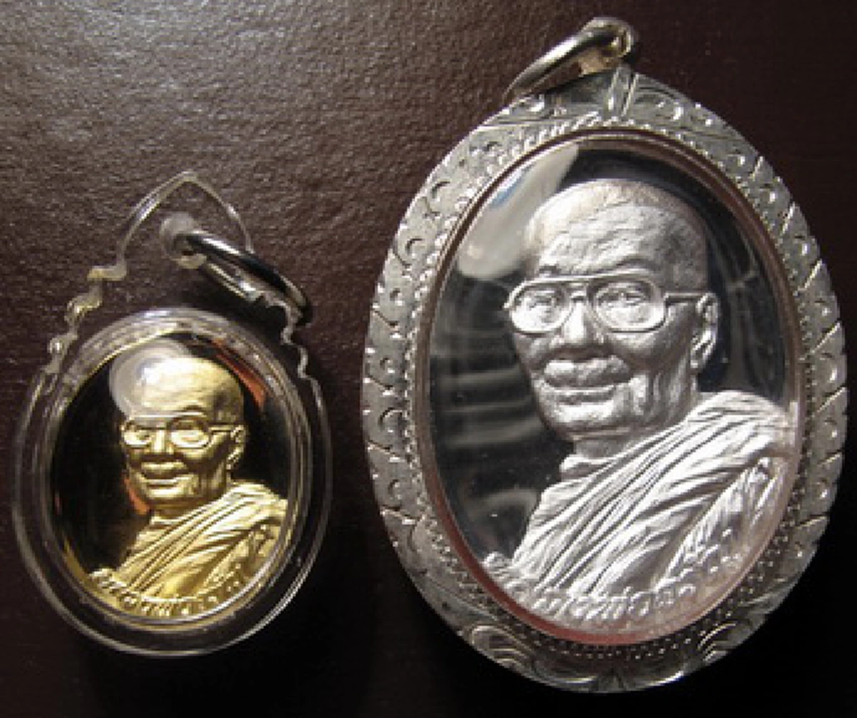 คิดถึงหลวงพ่อจรัญ!! เปิดประสบการณ์ "ปาฏิหาริย์หลวงพ่อจรัญ" ... ตอกย้ำปรากฏการณ์ "ศรัทธาแห่งมหาชนชาวพุทธ"!!