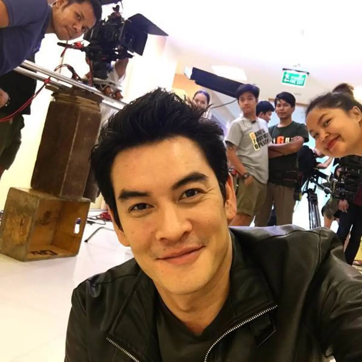 โผล่แล้ว!!! ชาคริต เปิดใจครั้งแรกหลังเก็บตัวเงียบ กรณีเตรียมหย่า วุ้นเส้น บอกห่วงแม่ขออุบก่อน พร้อมเมื่อไหร่จะเคลียร์ให้ชัดเจนทุกอย่าง??