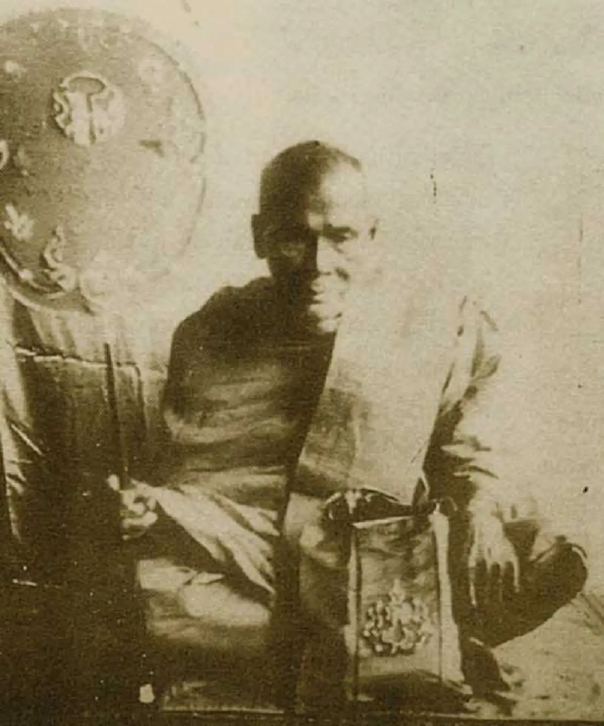 พระกริ่ง พระชัยวัฒน์ วัดชนะสงคราม พระเครื่องที่นำปลุกเสกโดยสังฆราชแพเกจิดังแห่งยุคสมัยร่วมส่งพลัง  ให้แก่ทหารไทยร่วมรบในสงครามอินโดจีน