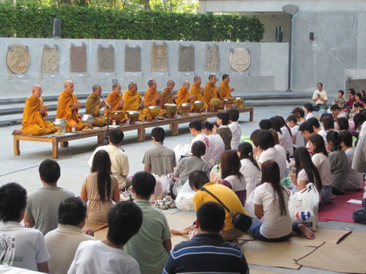 ลูกศิษย์ลูกหาเช็กซะ!! ใครนับถือพระสงฆ์องค์เจ้าเป็นครูบาอาจารย์ ... ลองเช็กหน่อยมั้ยว่าตัวเองเป็นศิษย์ชนิดไหนกันแน่?!!
