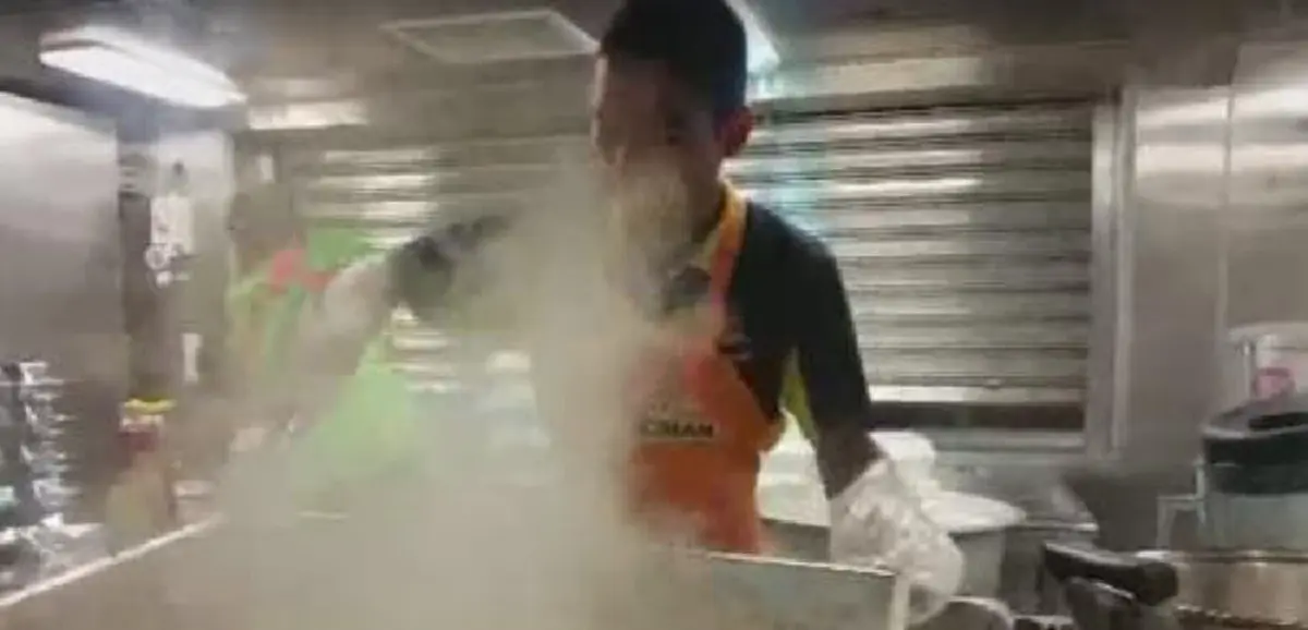 ซับน้ำตาให้น้อง !!! ทัพเรือพาเด็กๆชมฐานปฏิบัติการลอยน้ำ  เรือหลวงอ่างทอง กลางทะเล (รายละเอียด)