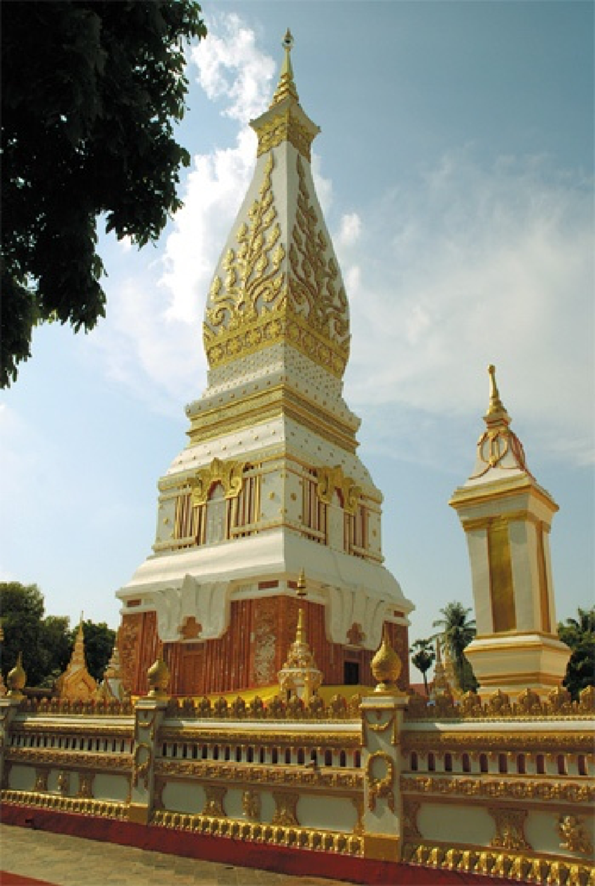 สักการะพระธาตุ...ที่จังหวัดนครพนมเพื่อเสริมมงคลแก่ชีวิต ไหว้ตามวันเกิดทั้ง 7 วัน !!