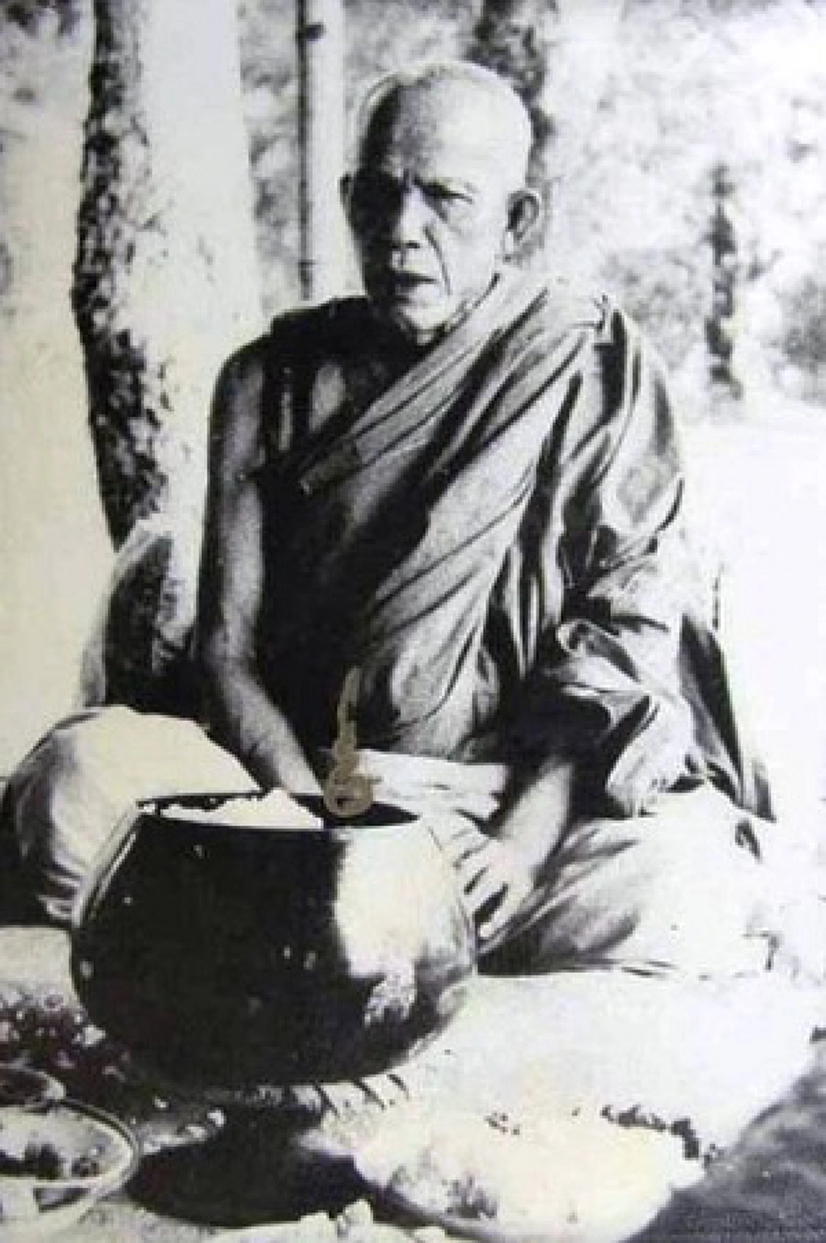 เมื่อ "หลวงปู่ตื้อ" ไม่เชื่อเรื่อง "พญานาค" ... หลวงปู่มั่นจึงส่งตัวไปพิสูจน์ถึงที่!! เท่านั้นแหละ...แห่กันมาขู่ฟ่อ ๆ ถึงหน้ากลด!!