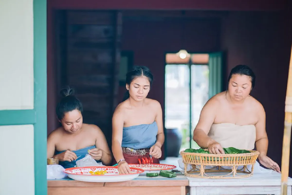  มัลลิกา ร.ศ. 124 สถานที่ท่องเที่ยว 8