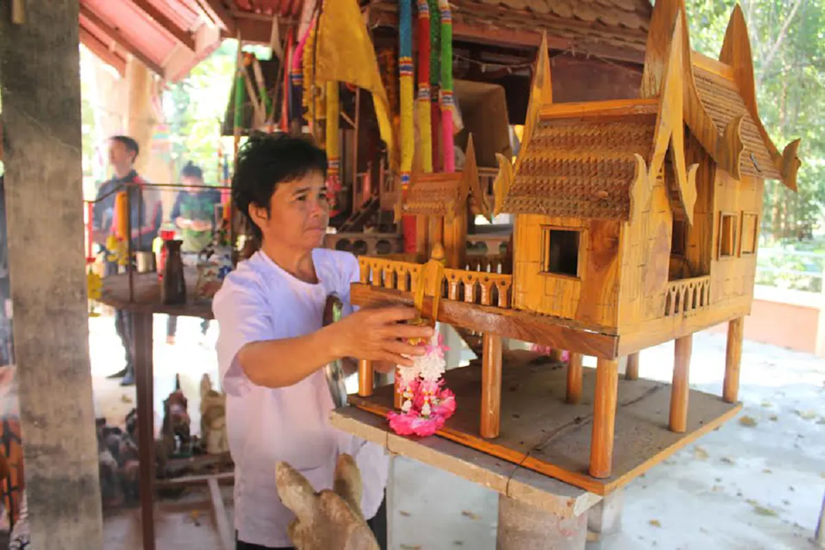 ขนลุกซู่!! ครอบครัว "น้องสโนว์" เหยื่อฆ่าข่มขืน เล่าเรื่องสุดอัศจรรย์เกี่ยวกับ หลานสาว 2 เดือน เชื่อเหยื่อกลับชาติมาเกิด!!