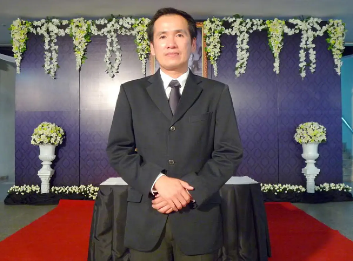 งดงาม อลังการ!! สุโขทัยจัดงานลอยกระทง เผาเทียนเล่นไฟ จุดตะคันหลอมดวงใจ น้อมอาลัยพระภูมิพล เริ่ม10-14 พ.ย. (รายละเอียด)