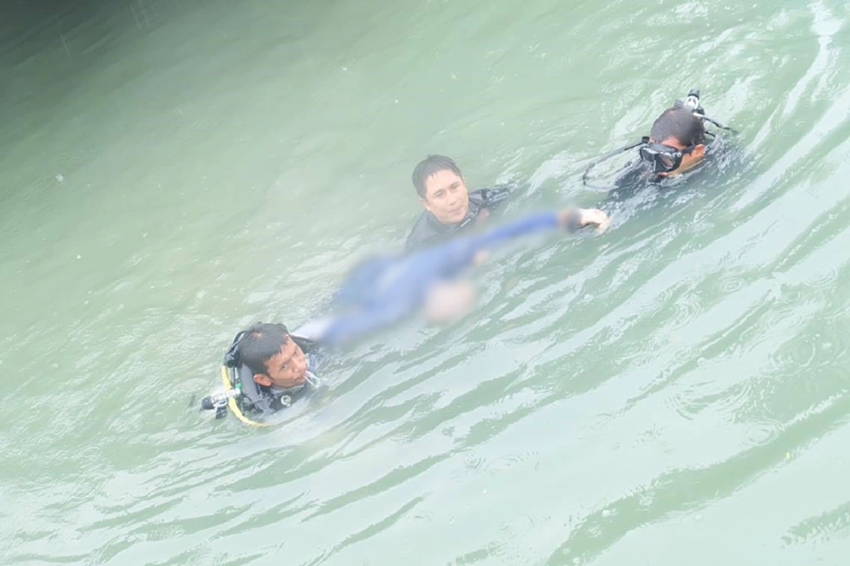 นทท.ช็อกน้ำตาไหล!! รอขึ้นเรือข้ามฝั่งไปเกาะช้าง แต่ไม่ได้ไปสักที หลังรอกัปตันเช็คใบพัดนานจนผิดสังเกต!!