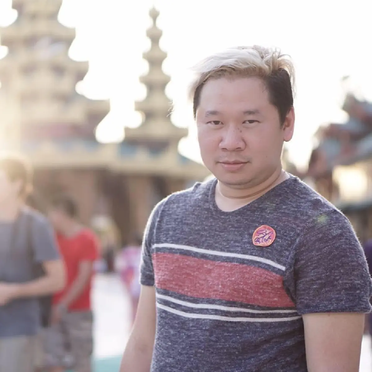 งานเข้าเลยจ้า!!! มะเดี่ยว ชูเกียรติ ผกก.ชื่อดังแฉแหลกทุกเม็ด หลังเจอฤทธิ์ผจก.นางเอกสาวคากองทำเจ้าตัวถึงกับส่ายหน้า งานนี้ชาวเน็ตบอกไม่ต้องเดาก็รู้!!