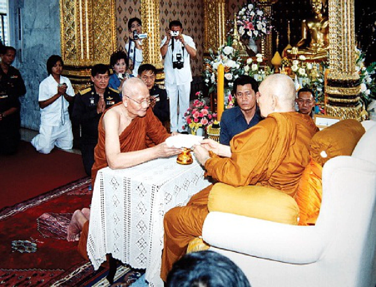 ดั่งแม่น้ำทุกสายที่ไหลลงสู่มหาสมุทร!! ... พระอริยสงฆ์จากทุกสารทิศต่างยกย่อง "สมเด็จพระญาณสังวรฯ" เป็นเสียงเดียว!!