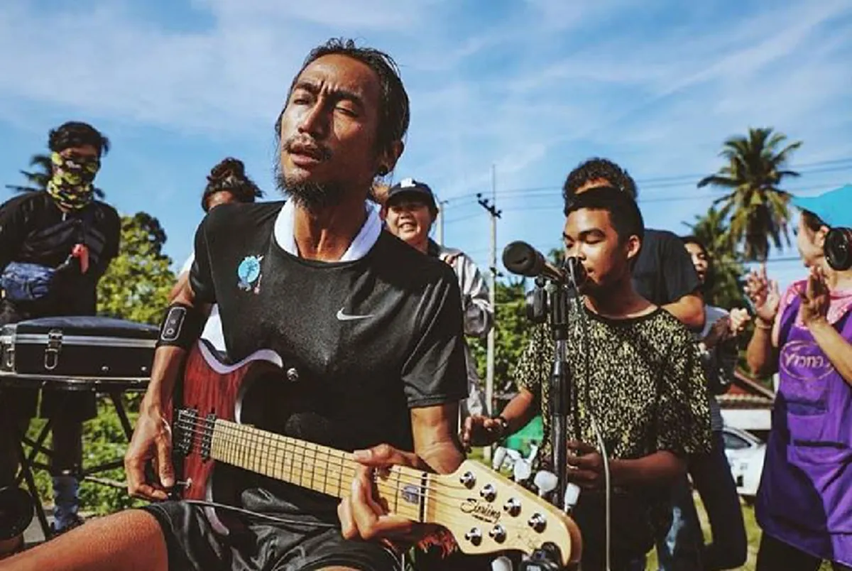 ทำไมพี่ตูนต้องวิ่ง !?! "สาวเบตง"เข้าใจอย่างลึกซึ้งแล้ว เล่านาทีฉุกเฉินผู้ป่วยวิกฤติล้นรพ. ปวดไปทั้งใจนาทีเห็นญาติๆผู้สูญเสียต้องหลั่งน้ำตา!