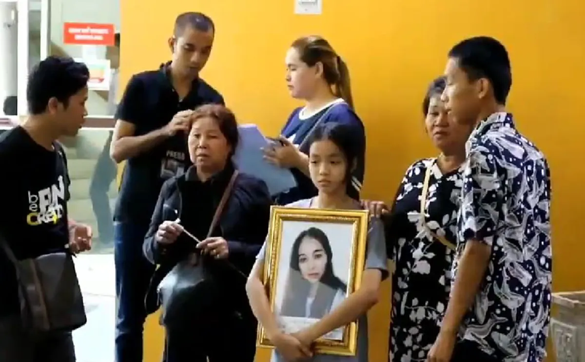 หนูไม่โกรธพ่อคำตัน เขาก็เคยดีกับหนู "ลูกสาววัย12ปี" กล่าวสุดซึ้งถึง"เเม่ช่อลัดดา"ผู้ล่วงลับ ทุกถ้อยคำ กลั่นออกมาจากหัวใจอันเเข็งเเกร่ง(คลิป)