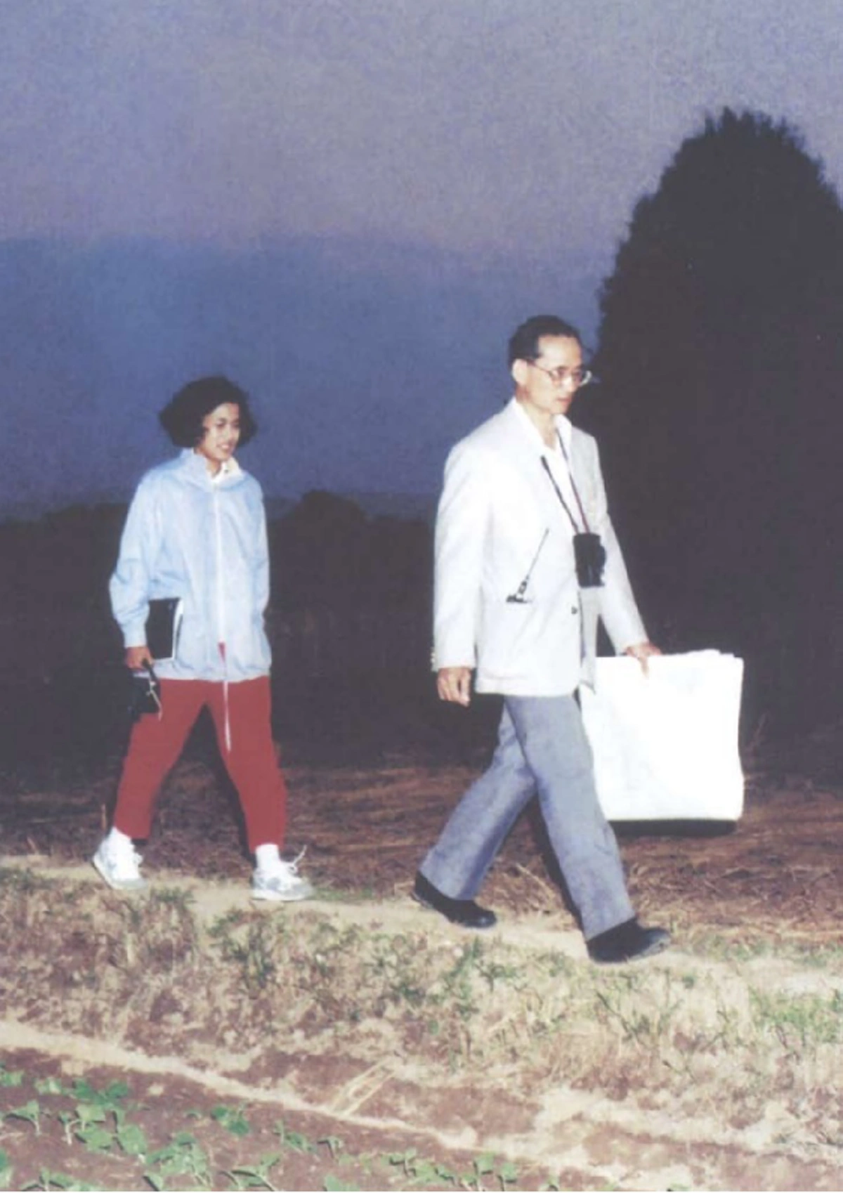 ทรงน่ารัก! ...รวมเกร็ดประวัติส่วนพระองค์ ในสมเด็จพระเทพฯ ทรงเรียบง่าย มีอารมณ์ขัน...หาอ่านยาก