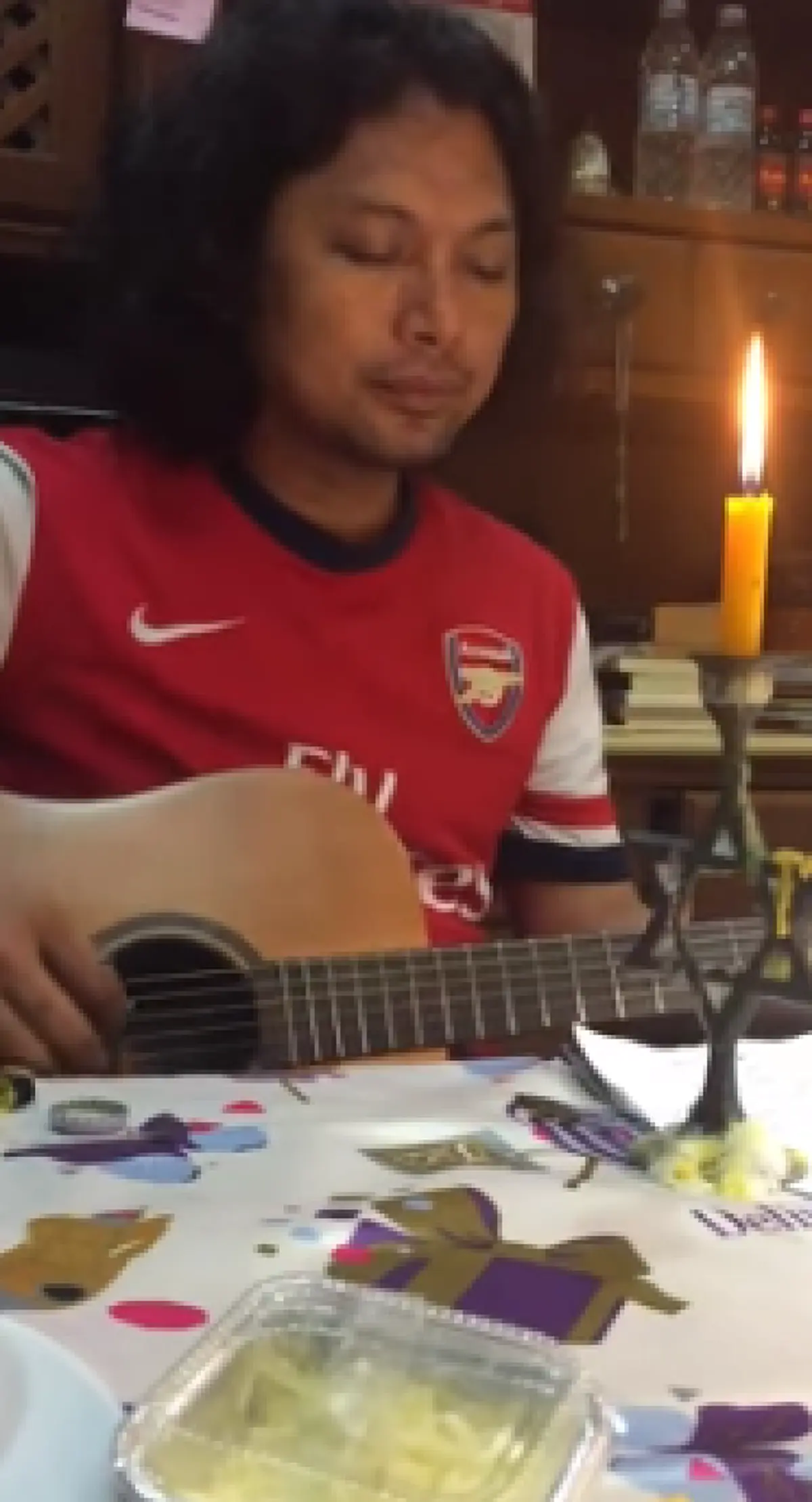 "เสก โลโซ" คนเดิมกลับมาแล้ว ร้องสดๆเพลงใหม่ให้ลูกสาว ขอบคุณหัวใจผู้หญิงยืนเคียงข้าง