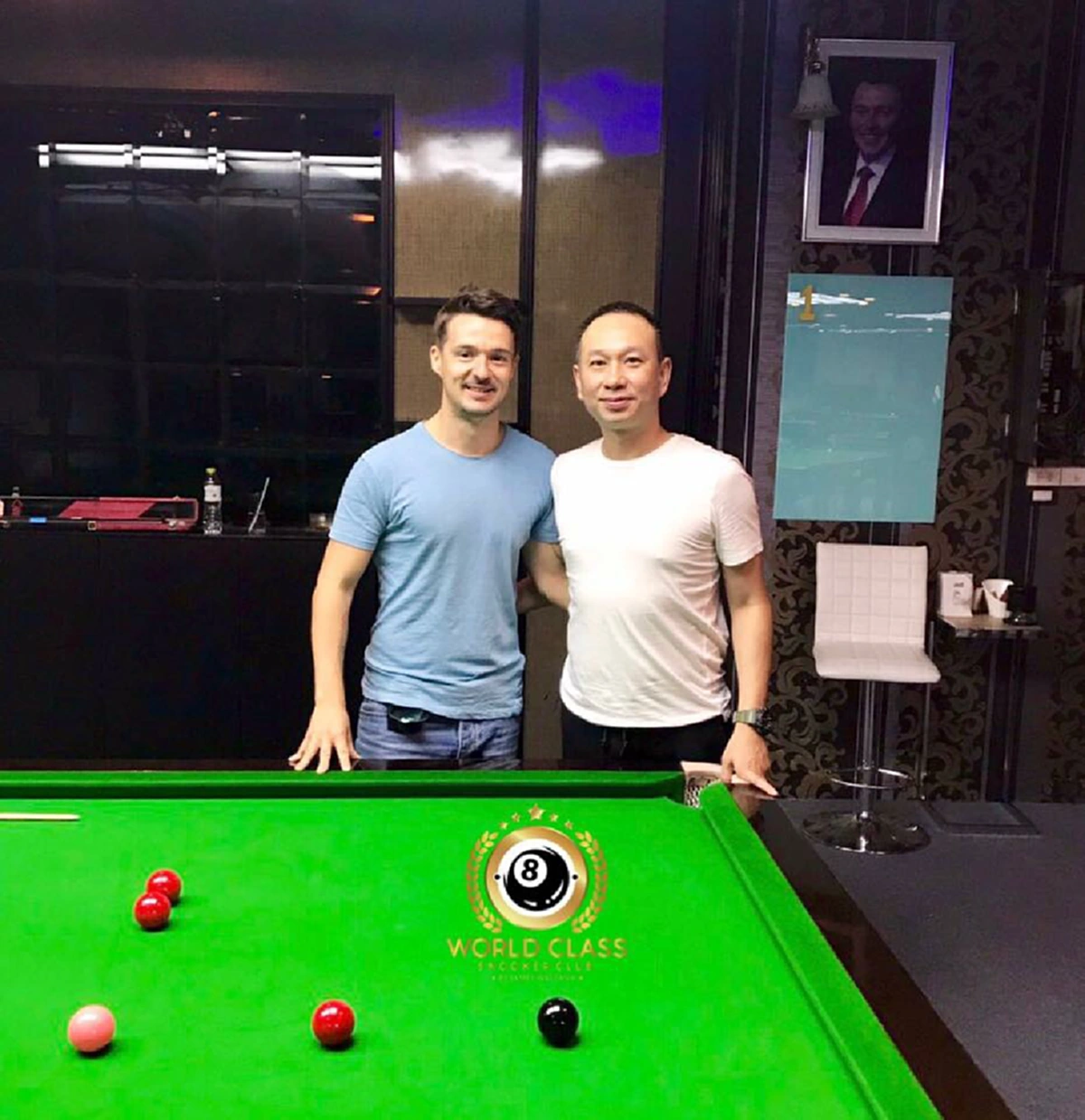 ฮือฮาต๋องเปิดสนุ๊กเกอร์คลับระดับโลก มาร์คกี้เกือบร้อยสวยแจ่มแมวไม่ต่างคลับหรูไฮโซ เปิดตัวสองทุ่มวันนี้เชิญเจสันประธานสนุ๊กเกอร์โลกเปิดงาน