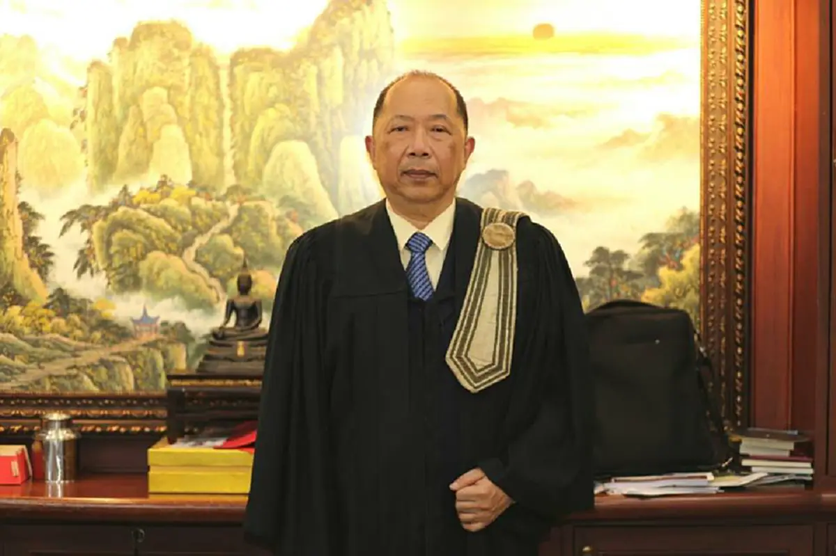 นายสนธิ ลิ้มทองกุล