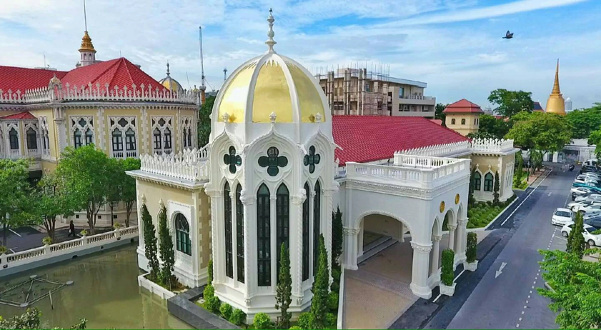 ได้ฤกษ์เปิดตึก... ภักดีบดินทร์  หลังใช้งบ 137 ล้านก่อสร้าง  เชิญสมเด็จพระวันรัตเป็นประธานพร้อมพระผู้ใหญ่ชั้นนำ 10 รูปเจริญพุทธมนต์