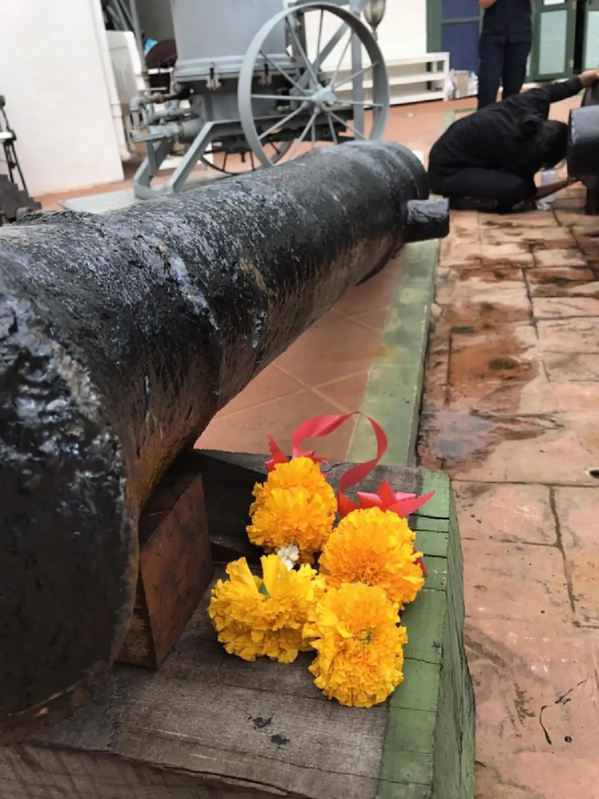 ประเมินค่าไม่ได้ ทร.ขุดพบปืนใหญ่โบราณ ต้นรัตนโกสินทร์ -กรุงธนบุรี ชมภาพหายาก