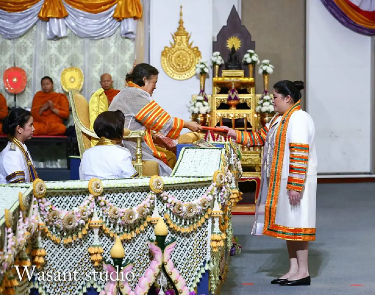 “เจ้าหญิงนักเกษตร” ชมภาพพระองค์ติ๊ดเข้ารับปริญญาฯ เทคโนโลยีเกษตรจากสมเด็จพระเทพฯ  สนพระทัยการเกษตรเพื่อนำไปช่วยเหลือประชาชน