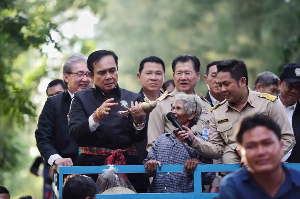 บิ๊กตู่ ลงพื้นที่ประชุม ครม.สัญจร สุพรรณ- อยุธยา พรุ่งนี้ กราบหลวงพ่อโต-ตักบาตร พระ 89 รูปนั่งรถรางชมเมืองคึกคัก เตรียมวาระเด่น พัฒนา กทม.