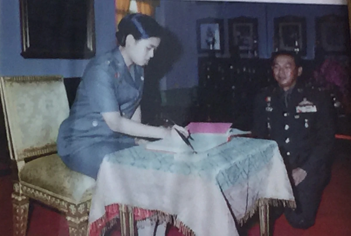 วันแรกของการเป็น “ทูลกระหม่อมอาจารย์” ...เปิดภาพหาชมยาก “สมเด็จพระเทพฯ” รายงานตัว เข้ารับราชการทหาร..
