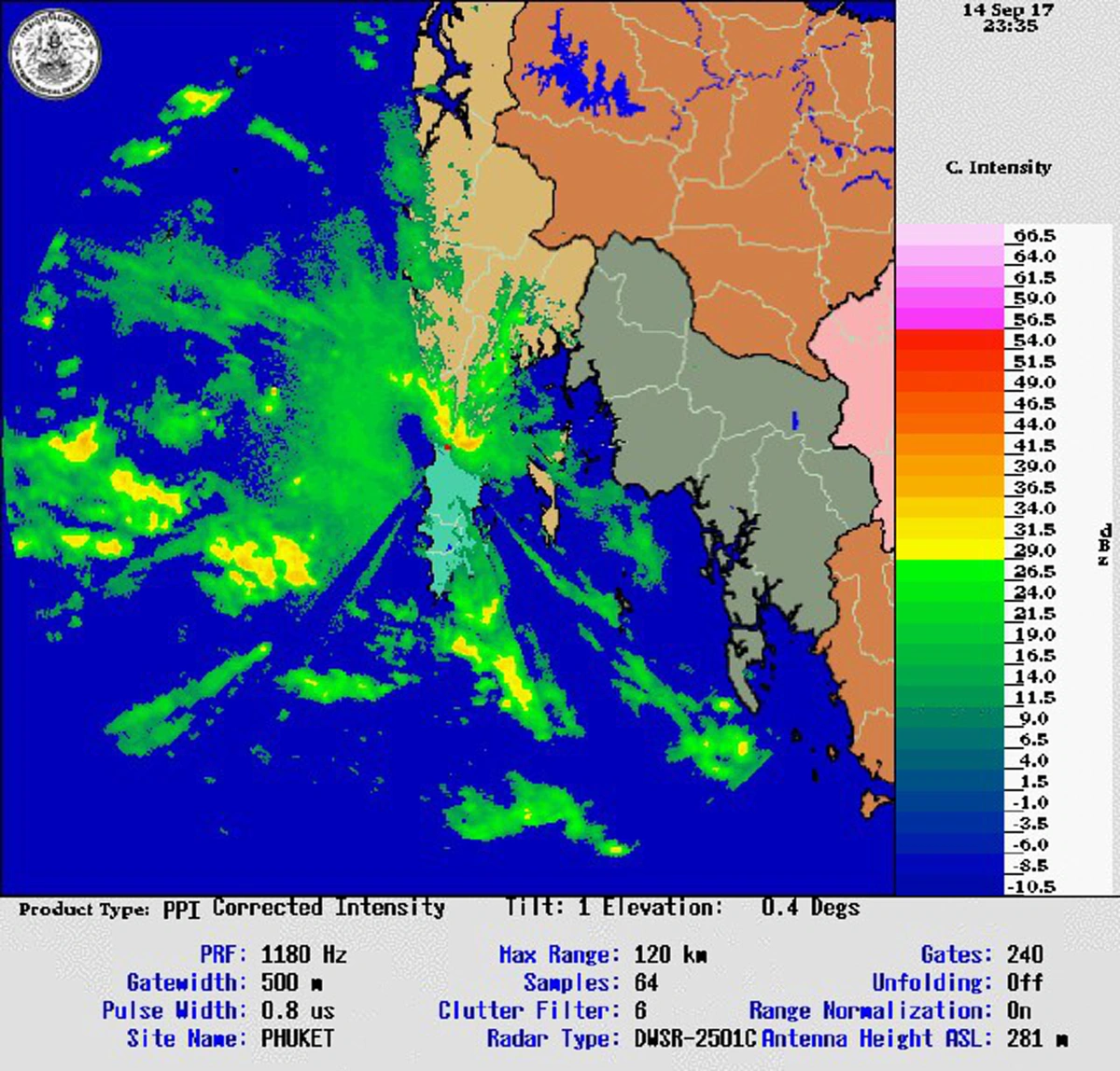 ฝนถล่มในเมืองภูเก็ตอัมพาต น้ำท่วมสูงเกือบเมตรในหลายจุด
