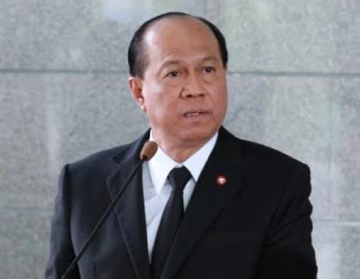 มท.1 กลับลำให้ " 2 ผู้ว่าฯ" มาช่วยราชการสำนักนายกฯ แทนการโยกย้ายสลับ